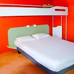 Ibis Budget Centre Hotel 2*