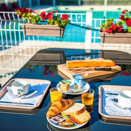 Ξενοδοχείο Ibis Budget Centre 2*