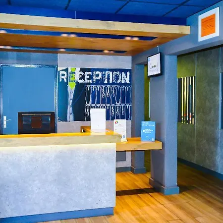 Ibis Budget Centre Hotel 2*