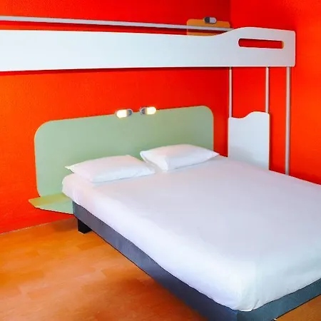 Ibis Budget Centre Hotel 2*