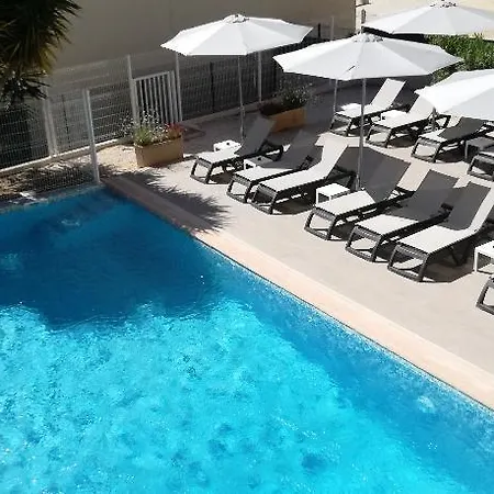 Ibis Budget Centre 2*