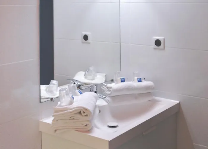 Ibis Budget Centre 2*